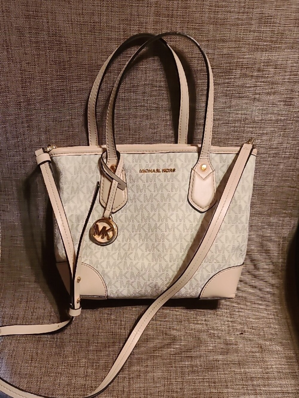 Michael Kors Pink Logo Tote Bag - Picture 6 of 13